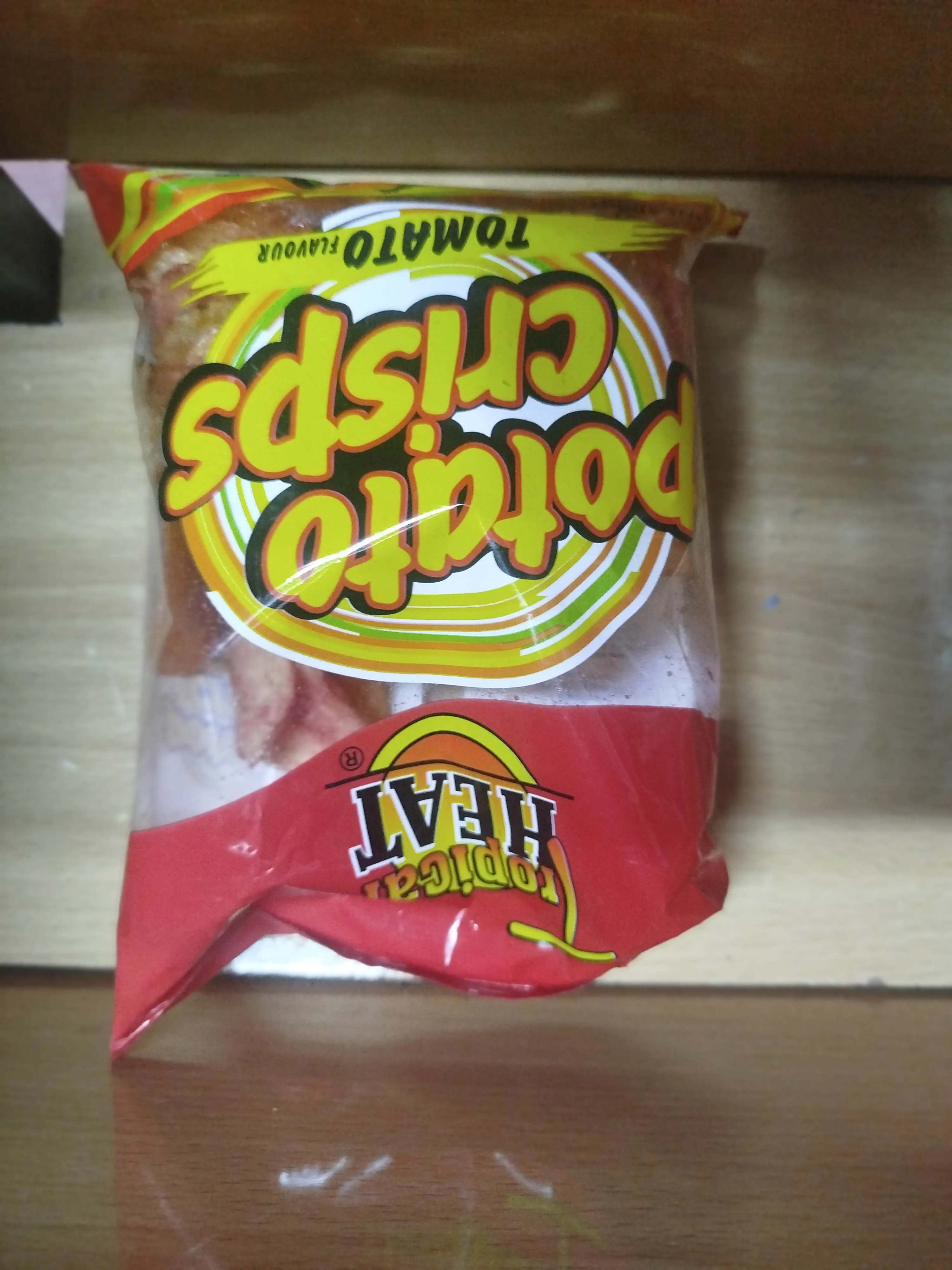 Tropical Heat Potato Crisps â€“ Tomato Flavour