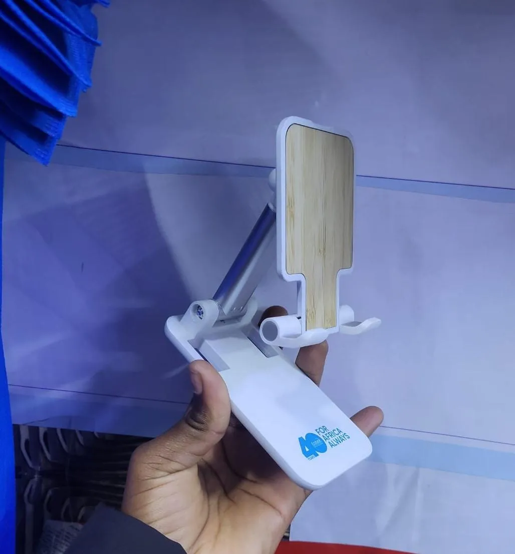 EXTENDABLE PHONE HOLDER