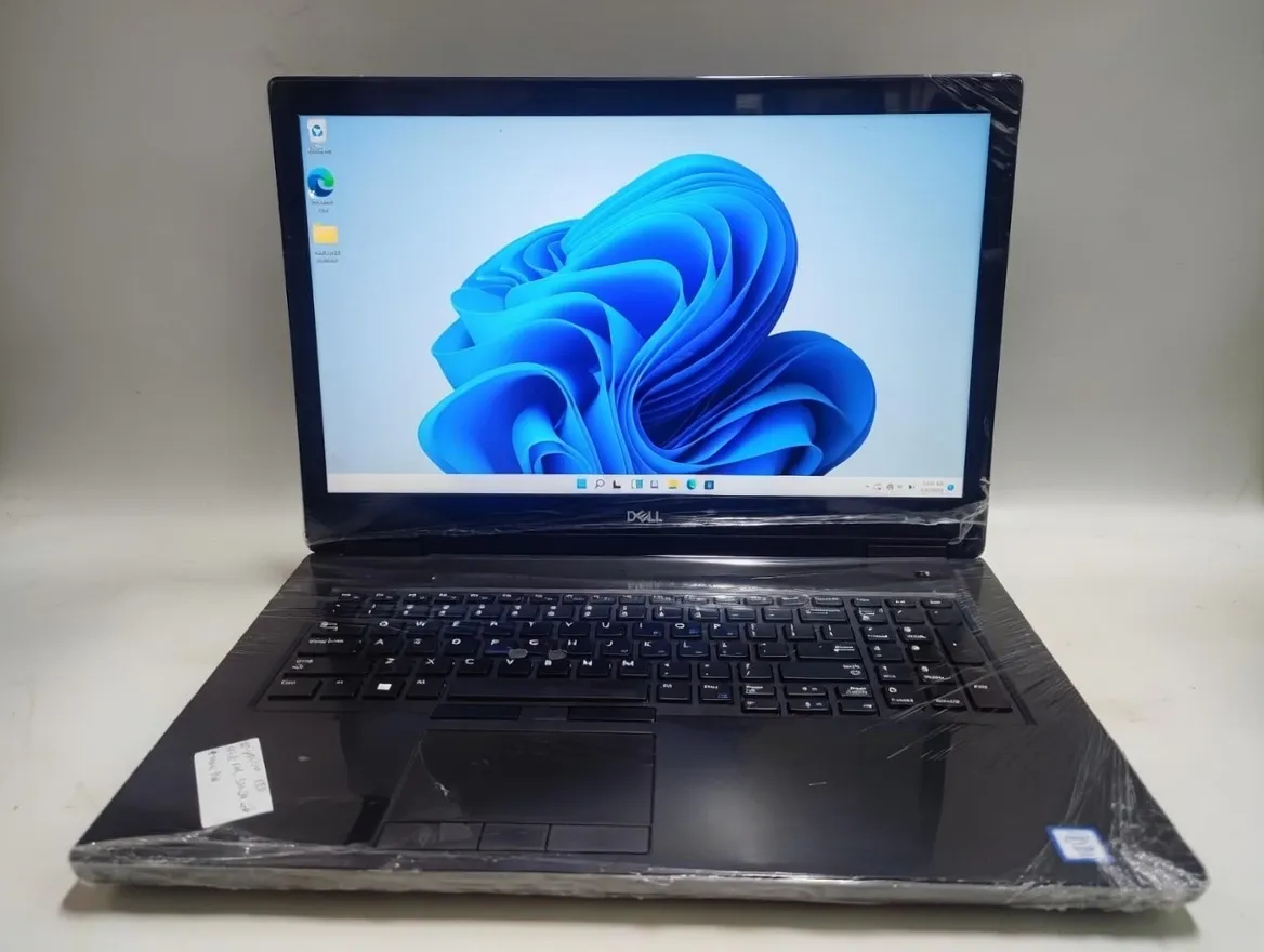 Dell Precision 7730 Mobile Workstation: Intel Xeon, 32GB RAM, 512GB SSD, 8GB NVIDIA Quadro P4200 ,17-inch UHD display