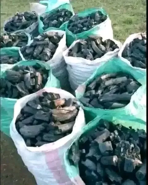 Makaa Charcoal â€“ High-Quality Charcoal for Efficient Cooking